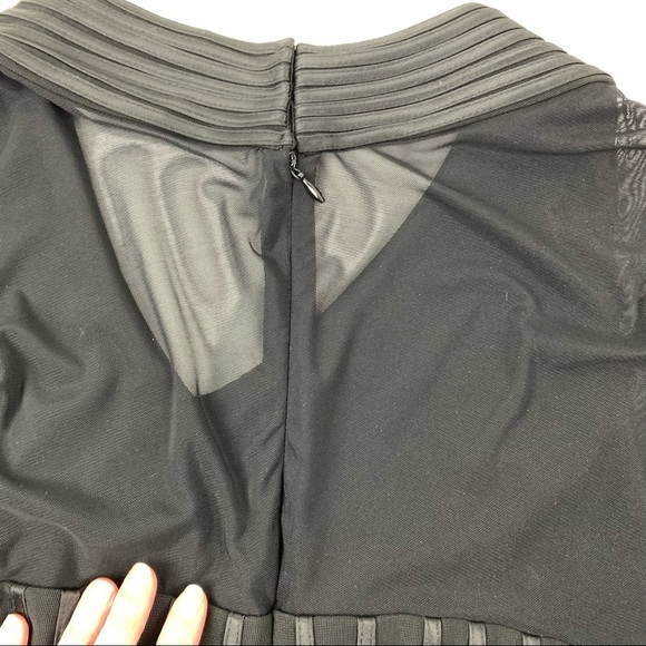 GILANI Black Long Sleeve V-Neck Sheer Top - Picture 6 of 11